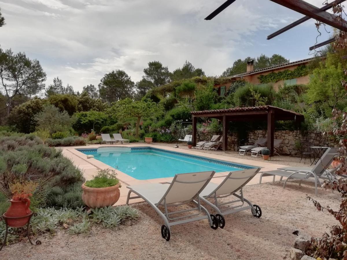 Chambre D'Hote Le Mas Des Romarins Les Arcs-sur-Argens Dış mekan fotoğraf